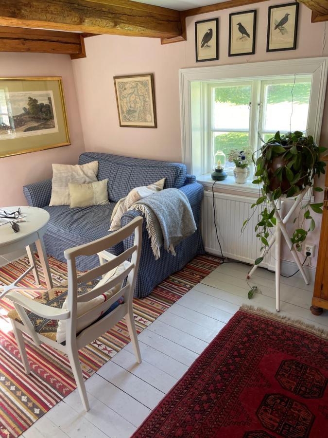 Cozy Lodge At Horse Farm With Lake And Sauna Holo  Экстерьер фото