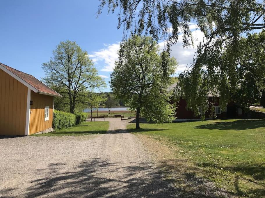 Cozy Lodge At Horse Farm With Lake And Sauna Holo  Экстерьер фото